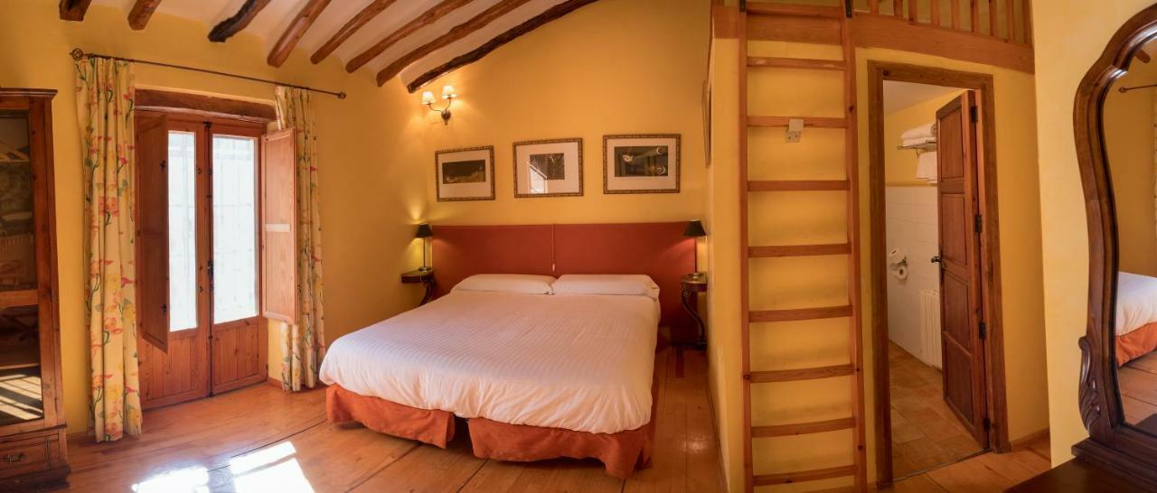 ביאר Hotel Rural Mas Fontanelles מראה חיצוני תמונה